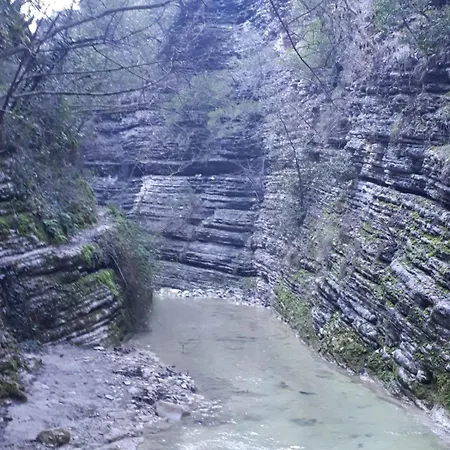 Oltrebosco Valfabbrica